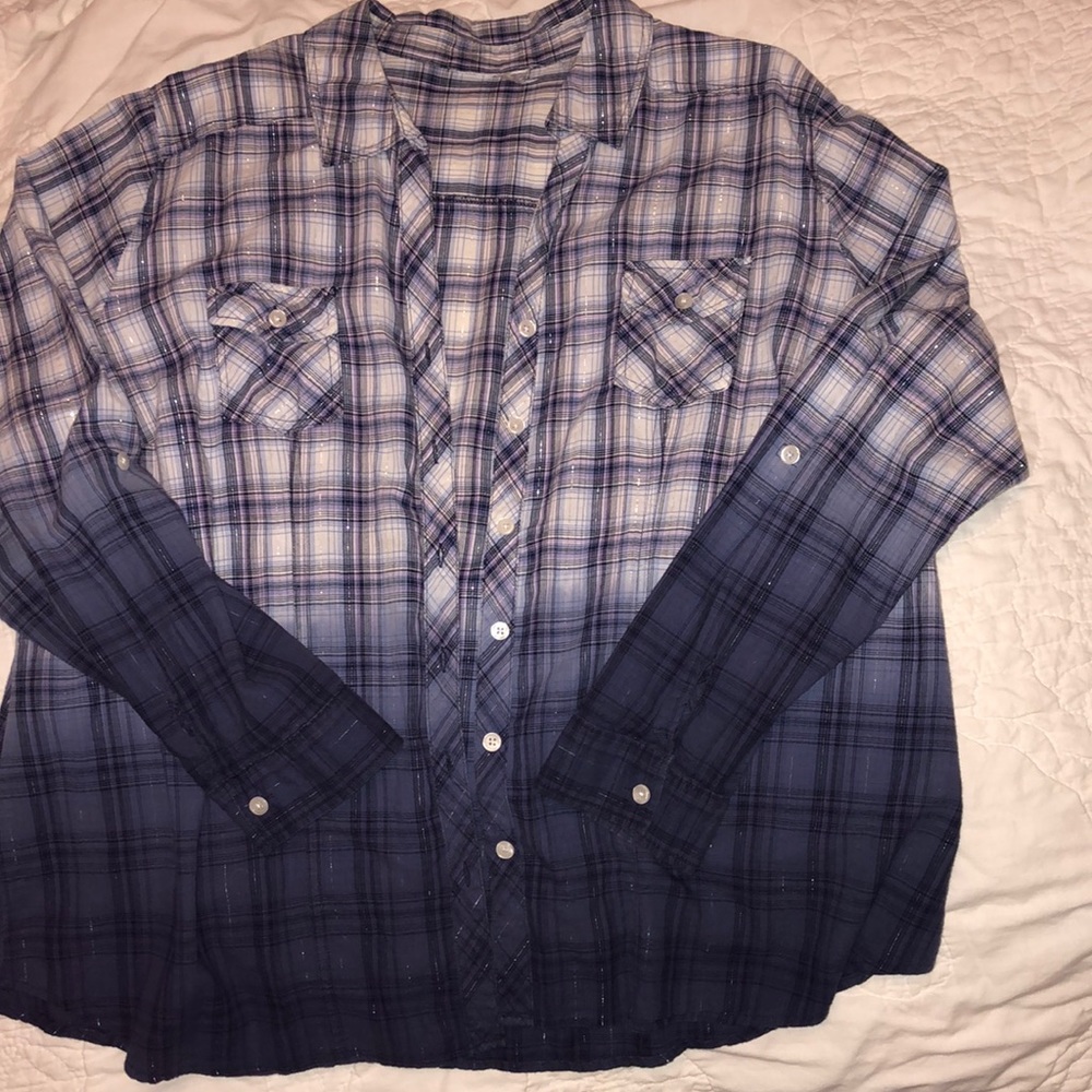 XL Super Light Weight & soft long sleeve that fades out w/Silver threads EUC